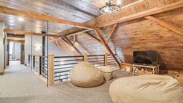 Rumah (5 Bedrooms) | Interior