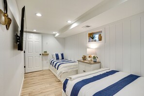 Interior - Montpelier Lake House w/ Deck, Dock & Fireplace! (Montpelier)