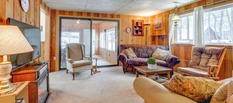 Lakefront Suring Home w/ Pool Table + Views!