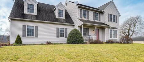 House (5 Bedrooms) | Front of property
