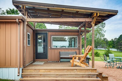 萊茵蘭德度假租屋，位於金星湖畔，附庭院！