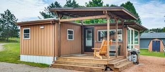 Rhinelander Vacation Rental w/ Yard on Venus Lake!
