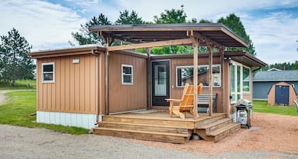 Rhinelander Vacation Rental w/ Yard on Venus Lake!