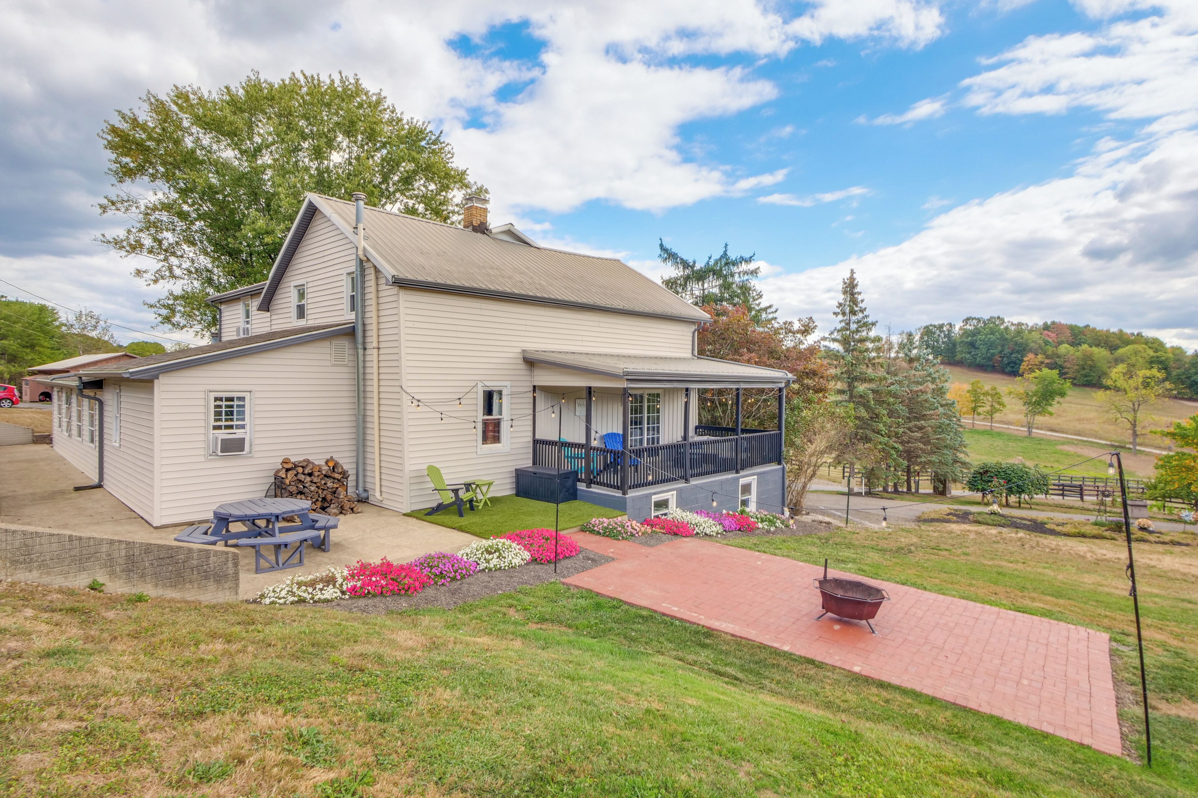 하우스 (4 Bedrooms) | 숙박 시설 정면