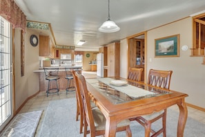 House (4 Bedrooms) | Interior - Meet Country Animals! Farmyard Stays Dundee Home (Dundee)