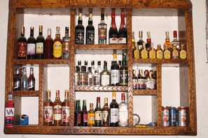 Bar (on property) - SheoBill Safari Lodge (Karogoto)