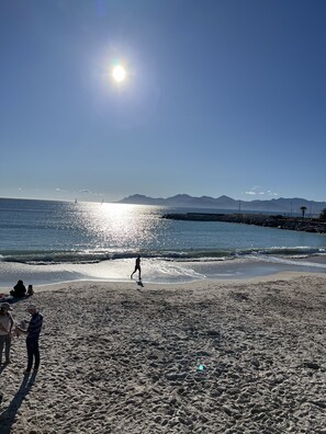 On the beach - Pointe Croisette St James À1mn de Bijou Plage-très bel Appartement Terrasse 45m² (Cannes)