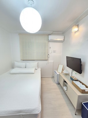 Quarto casal básico | Wi-Fi de cortesia