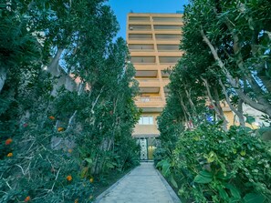 Building design - Royal Crown Hotel Giza Pyramids View (Giza)