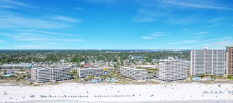 Pet Friendly, 1st Floor 2BR 2BA @ Dunes of Panama in the B Building!