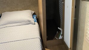 1 多间卧室、熨斗/熨衣板、免费 WiFi