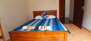 2 bedrooms, bed sheets