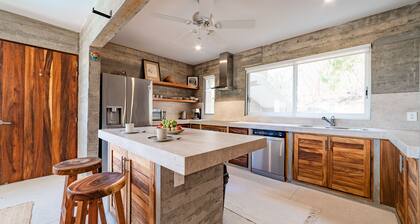 Modern Condo In Walking Distance to Surf Beach