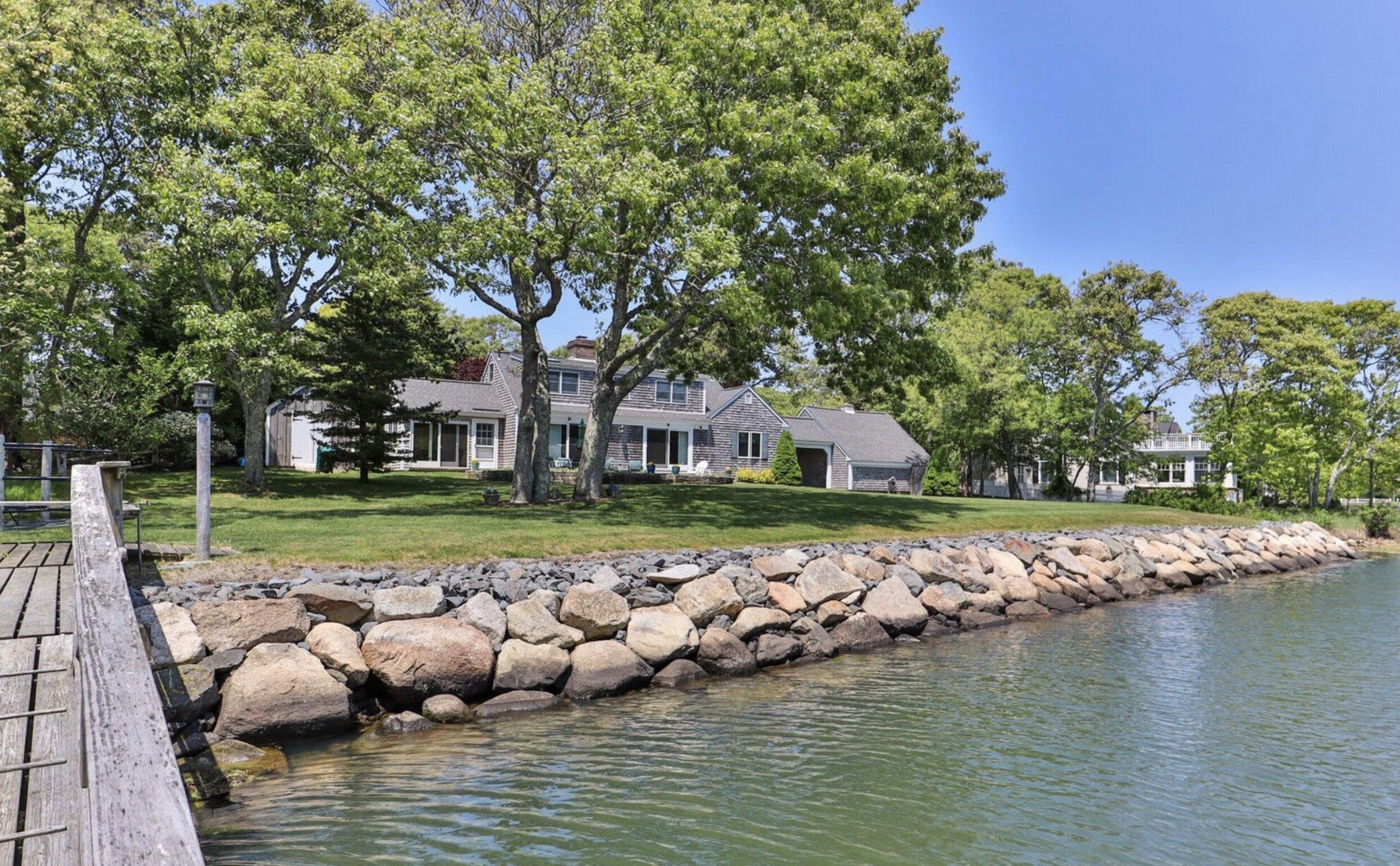Waterfront Home in Harwich Port, Dock, Private Beach, Walk to Village: 015-HW