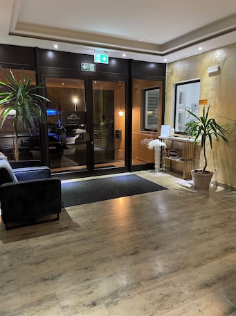 Reception. Gastpark Hotel