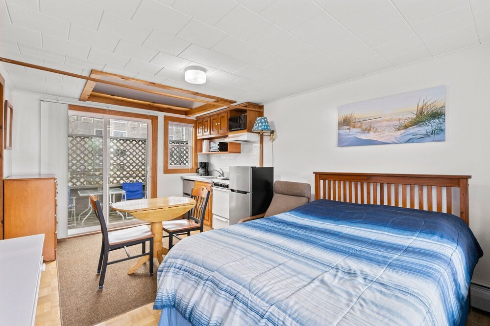 Holiday Hacienda At Cape Cod Bay Beach Provincetown Vrbo