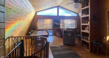 Wenzel's Woods-Pet Friendly/Fishing/Hunting/Hockey/Golf/ATVs