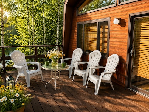 UP TO 25% OFF Members. Riverfront. Lake Of the Woods 2mi. Pets Free