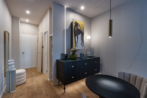 Full-size fridge, microwave, stovetop, espresso maker - Kalm stay - a design Aparthotel (Munich)