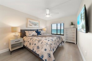 2 soverom, strykejern/-brett, internettilgang og sengetøy