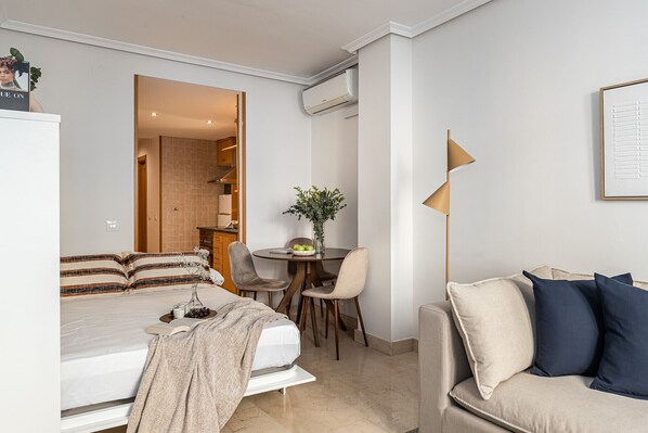 Iron/ironing board, free WiFi, bed sheets - Waou Gran Via Apartment I - Corta Duración (Madrid)