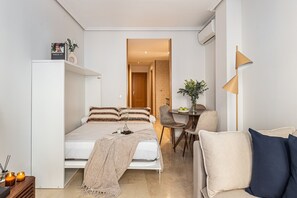 1 makuuhuone, silitysrauta/-lauta, ilmainen Wi-Fi, vuodevaatteet