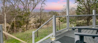 Bent Oaks | Sleeps 10 | Hot Tub, Full Kitchen, Access to Community Pool