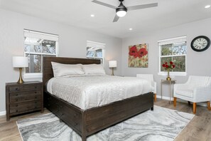 3 soverom, strykejern/-brett, wi-fi (inkludert) og sengetøy