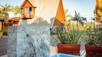 Exclusive Cabin (1) | 1 bedroom, individually furnished, free WiFi, bed sheets