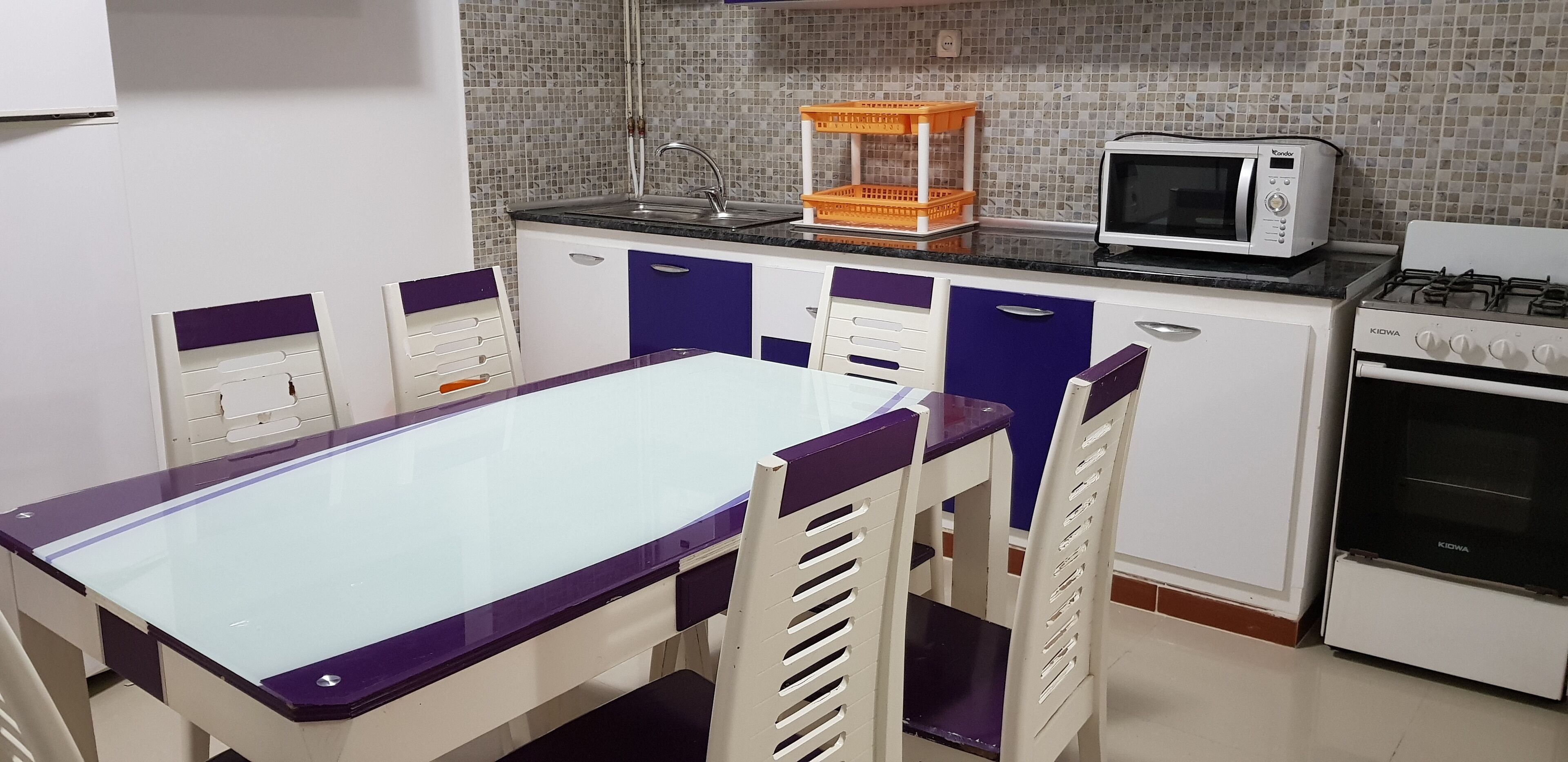 Standard Apartment | Private kitchen | Full-size fridge, oven, cookware/dishes/utensils