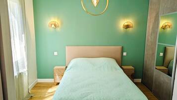 1 chambre, fer et planche Ă repasser, Wi-Fi, draps fournis