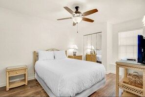 6 Schlafzimmer, Bügeleisen/Bügelbrett, kostenloses WLAN, Bettwäsche