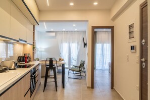 Fridge, microwave, oven, stovetop - Pananos Sq.  House I (Heraklion)