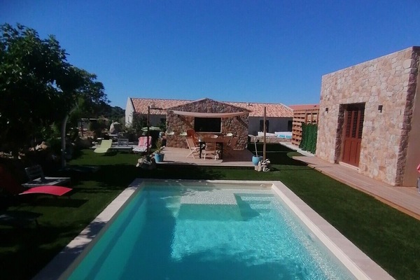 Piscine extérieure, piscine chauffée