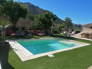 Piscine extérieure, piscine chauffée