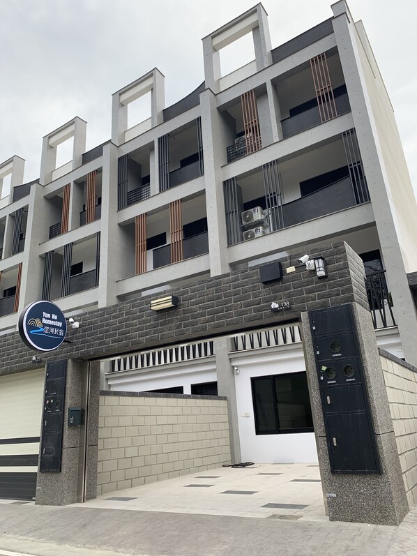 Exterior - Yun He Homestay (Huwei)