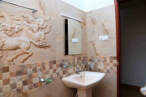 家庭客房, 河景 | 浴室