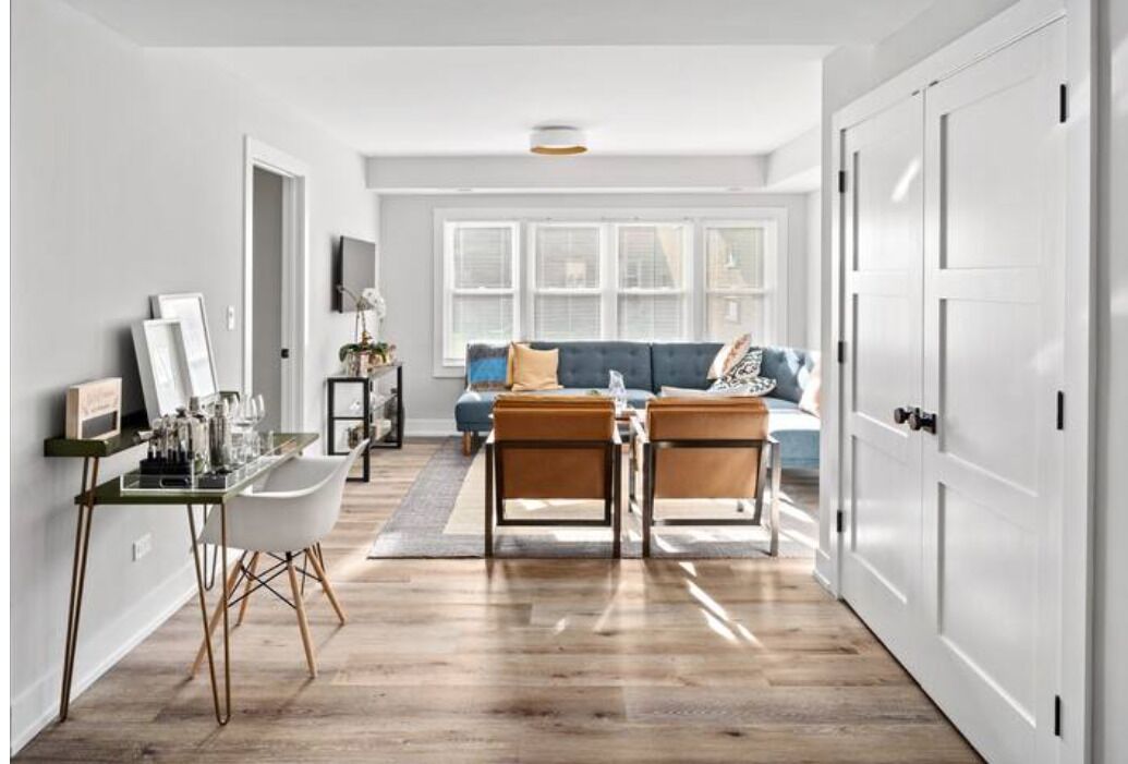 Cozy Suite, Newly Renovated in Berwyn/Forest Park Area 