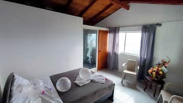2 bedrooms, free WiFi