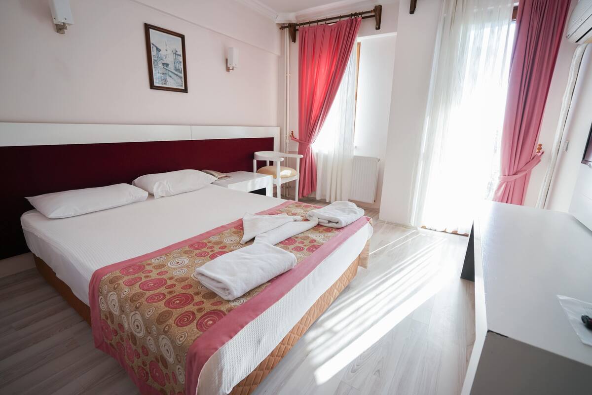 1 chambre, Wi-Fi gratuit, draps fournis
