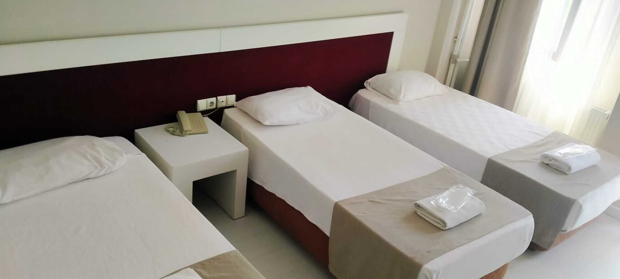 Standard Triple Room | Free WiFi, bed sheets