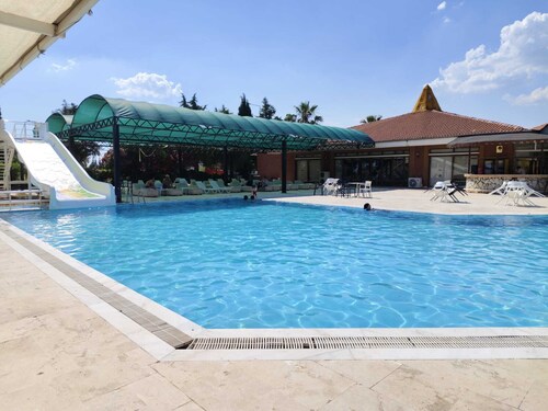 Halıcı Termal Otel