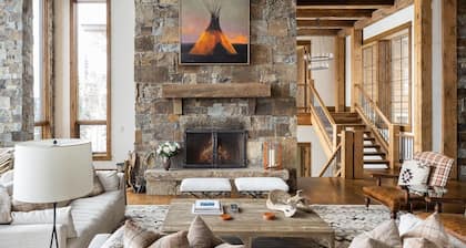 30 Spur Road (6-Bedroom Home) with Pool and Mountain view by Moonlight Basin Lodging