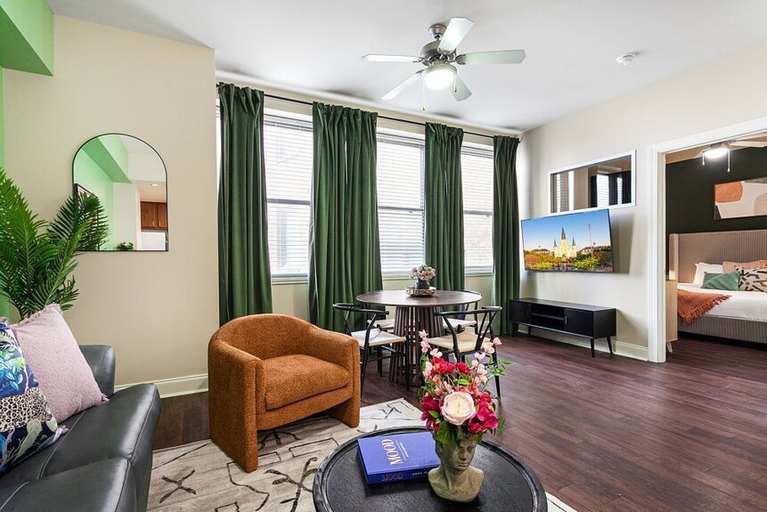 Modern 1br Living Space With Pool And Bbq - City Retreat! - Gretna, LA