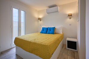 1 dormitori, planxa i posts de planxar, wifi gratuïta i roba de llit