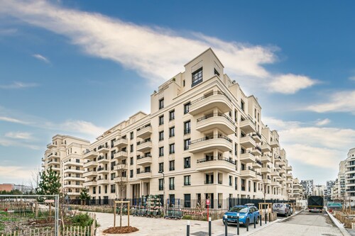 L'Exupéry- Parking privé et à 15min de Paris