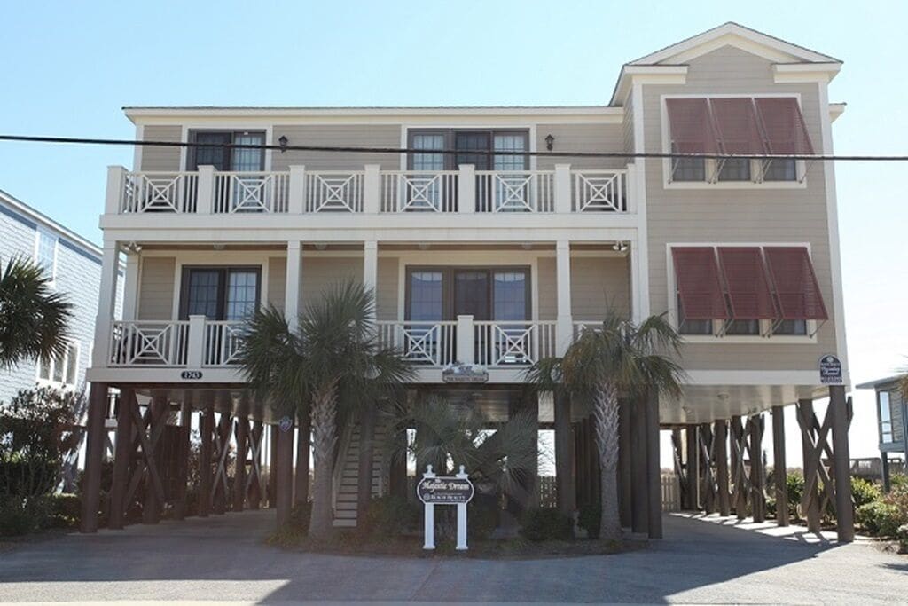 MAJESTIC DREAM!!! BEAUTIFUL OCEANFRONT BEACH HOME!!