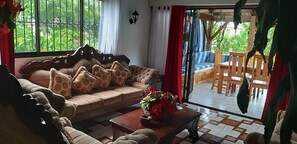 TV - We Rent a Exquisite Villa in Las Terrenas (Las Terrenas)