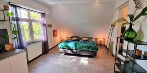 1 bedroom, desk, soundproofing, free WiFi