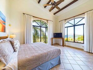 3 bedrooms, iron/ironing board, travel cot, free WiFi - Sunrise 4-Beautiful 3BR Penthouse Condo (Tamarindo)